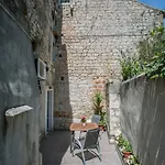 Mendi Gostinjska kuća Trogir