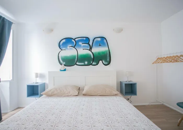 门迪旅馆 特罗吉尔